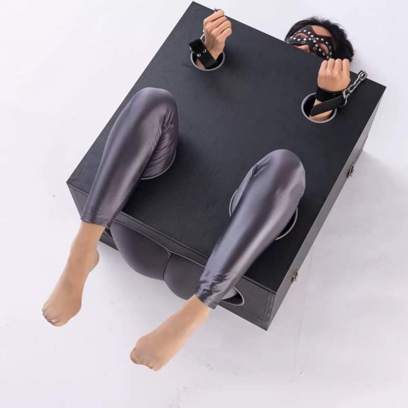 Hộp gỗ cố định tay chân BDSM cho cặp đôi 